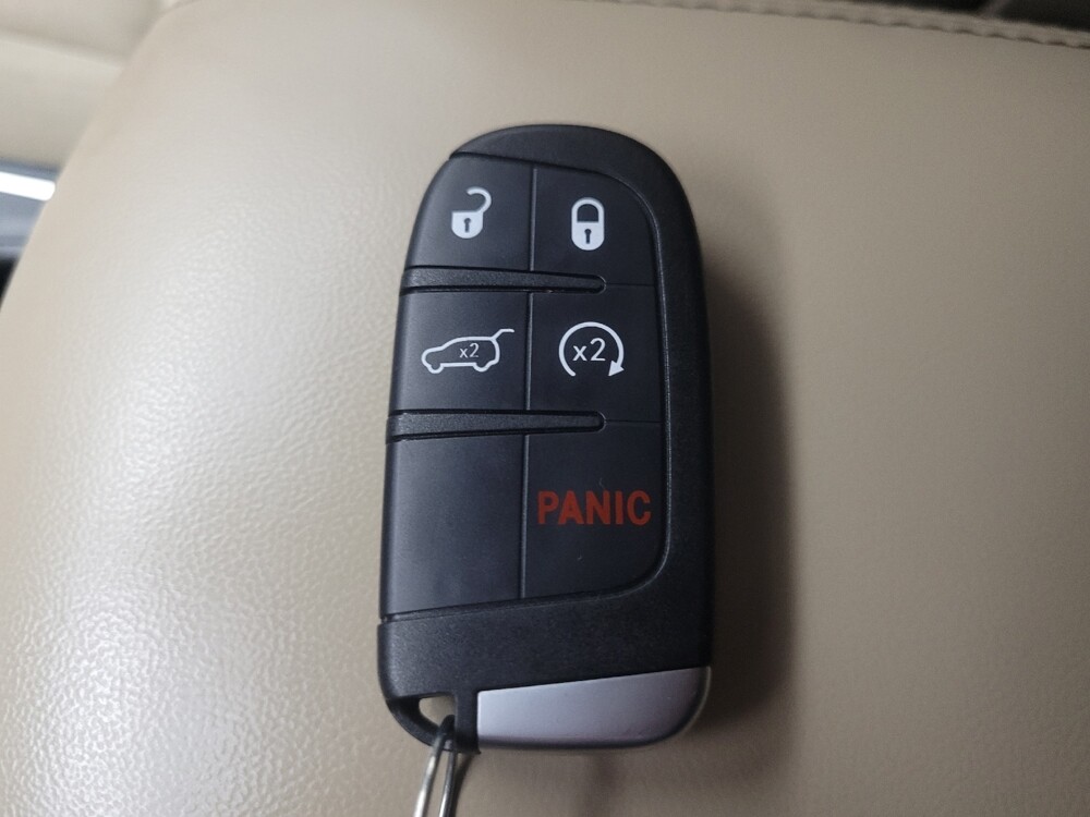 2019 Dodge Durango in Indianapolis, IN 46219 - 18087558 32