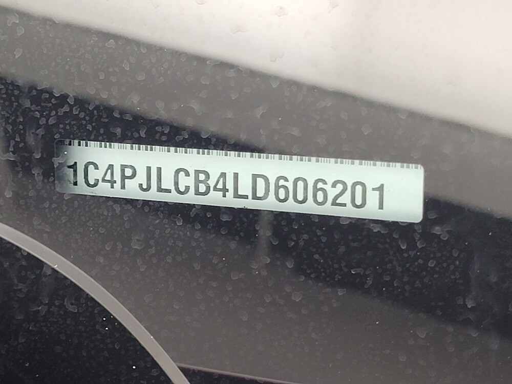 2020 Jeep Cherokee in Memphis, TN 38115 - 18087561 33