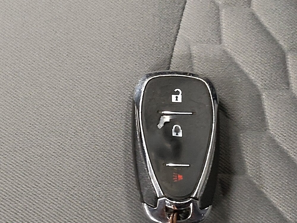 2019 Chevrolet Equinox in Fort Worth, TX 76116 - 18087566 32