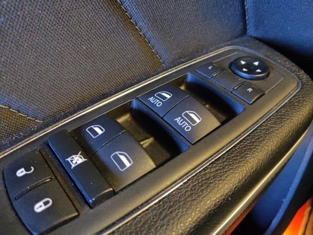 2021 Dodge Charger in Phoenix, AZ 85015 - 18087568 27