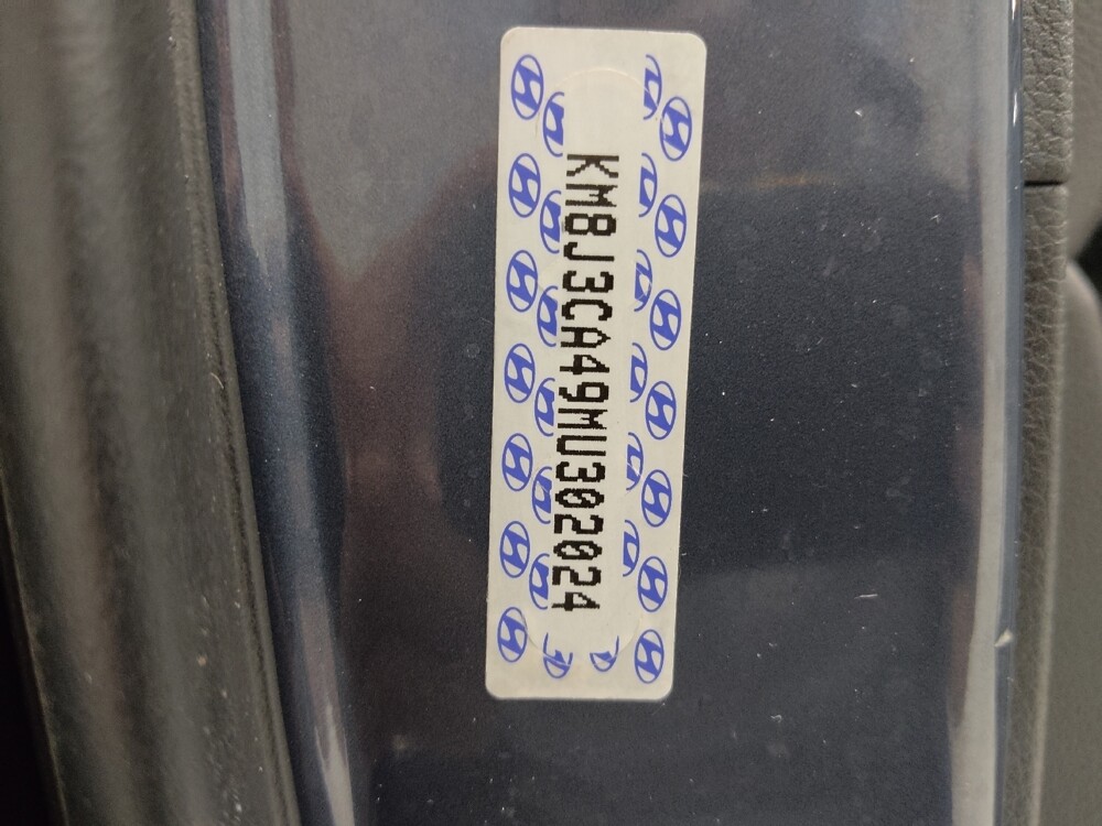 2021 Hyundai Tucson in Columbus, OH 43228 - 18087572 33