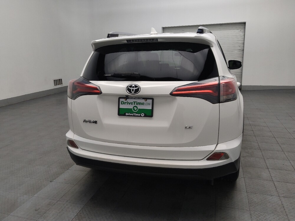 2018 Toyota RAV4 in Marietta, GA 30062 - 18087577 7