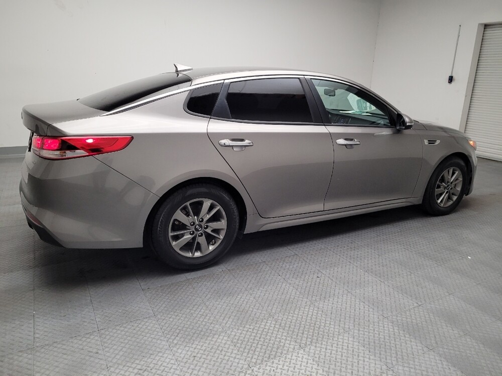 2016 Kia Optima in Montclair, CA 91763 - 18087588 10