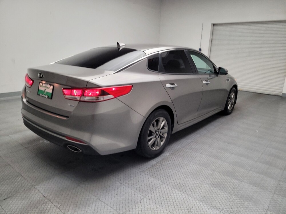 2016 Kia Optima in Montclair, CA 91763 - 18087588 9