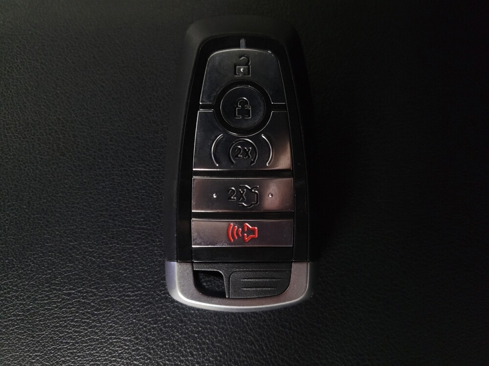 2020 Ford Edge in Conyers, GA 30094 - 18087589 32