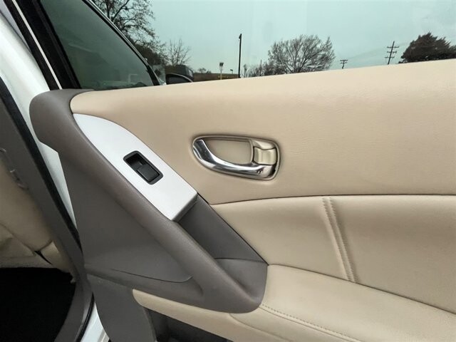 2014 Nissan Murano in Greenville, SC 29607 - 18087594 20