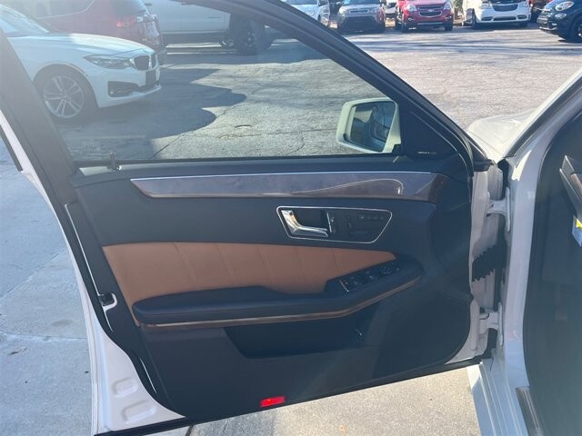 2011 Mercedes-Benz E 350 in Greenville, SC 29607 - 18087600 26