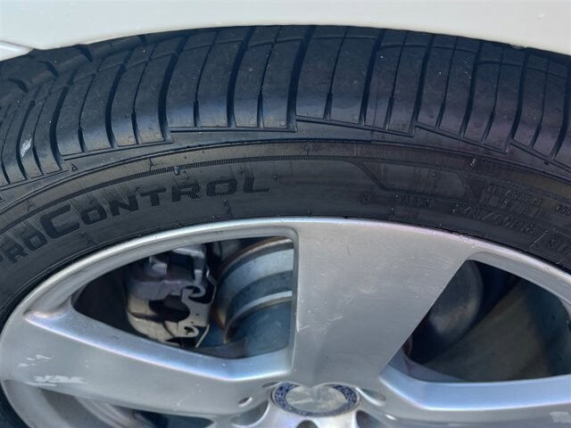 2011 Mercedes-Benz E 350 in Greenville, SC 29607 - 18087600 41