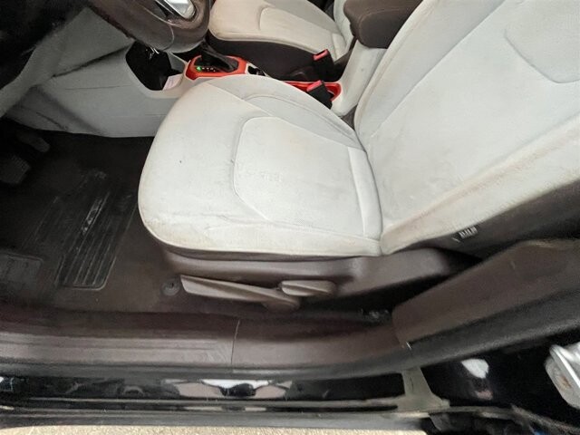 2017 Jeep Renegade in Greenville, SC 29607 - 18087602 28