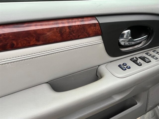 2007 GMC Envoy in Greenville, SC 29607 - 18087603 24