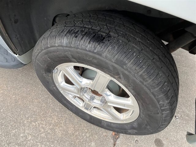 2007 GMC Envoy in Greenville, SC 29607 - 18087603 13