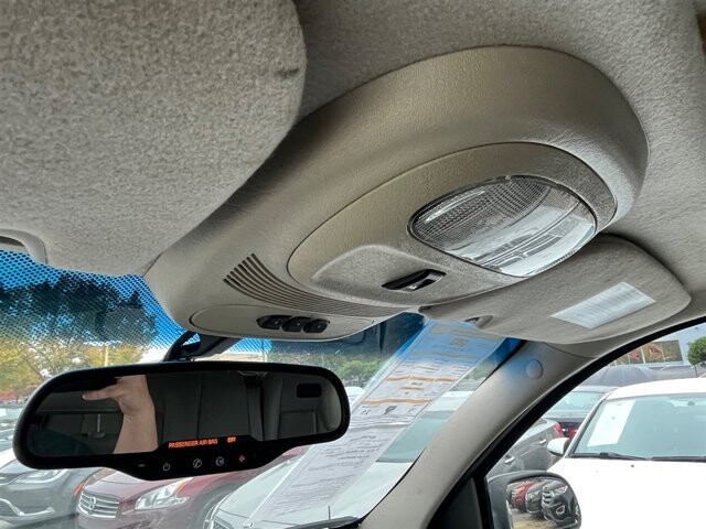 2007 GMC Envoy in Greenville, SC 29607 - 18087603 31