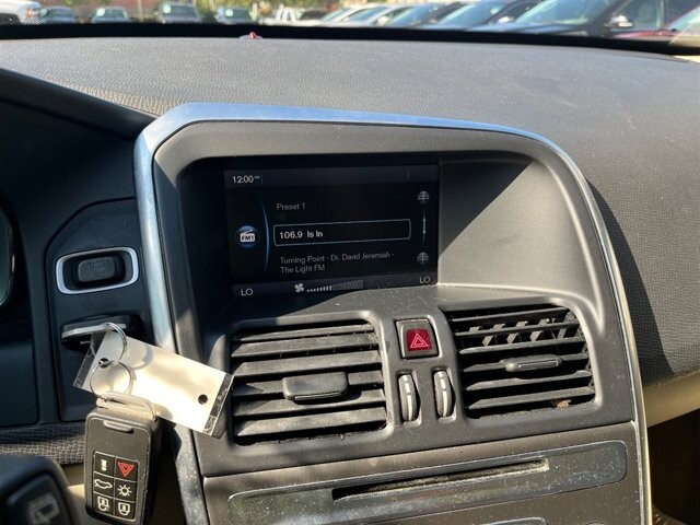 2014 Volvo XC60 in Greenville, SC 29607 - 18087604 29