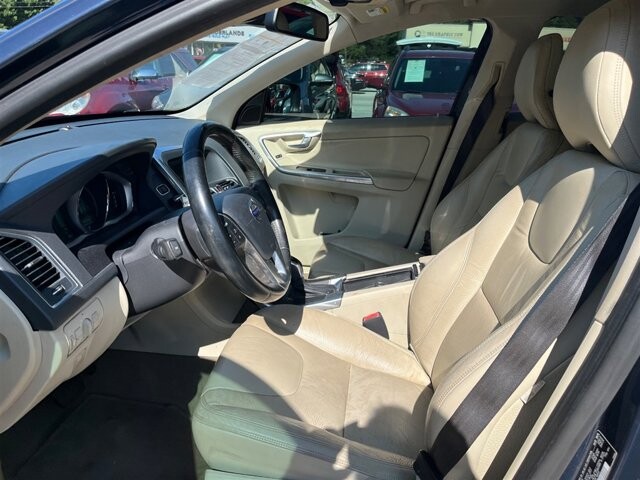 2014 Volvo XC60 in Greenville, SC 29607 - 18087604 31