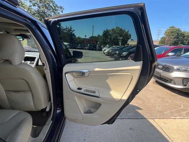 2014 Volvo XC60 in Greenville, SC 29607 - 18087604 14