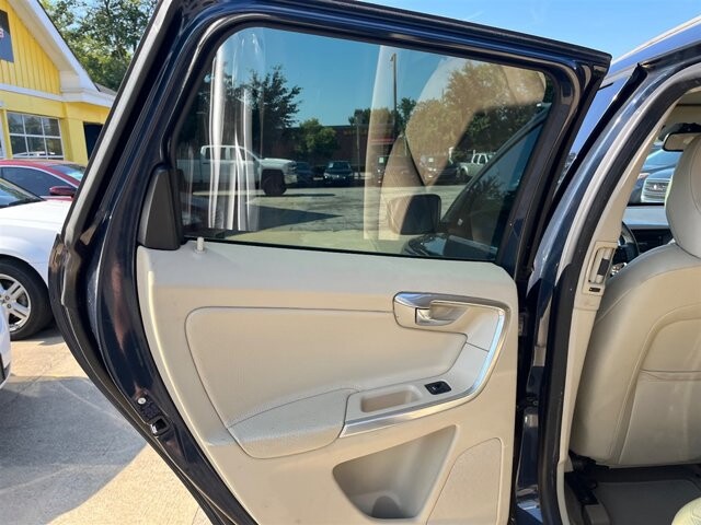 2014 Volvo XC60 in Greenville, SC 29607 - 18087604 23