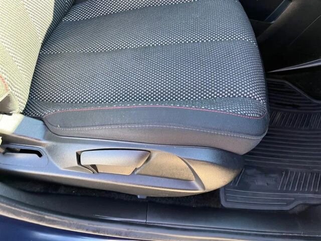 2017 Chevrolet Equinox in Greenville, SC 29607 - 18087605 19