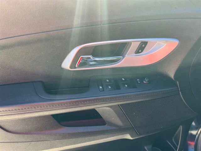 2017 Chevrolet Equinox in Greenville, SC 29607 - 18087605 30