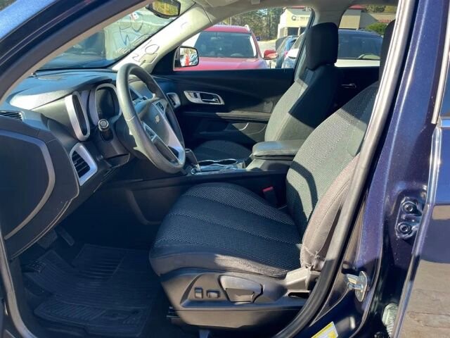 2017 Chevrolet Equinox in Greenville, SC 29607 - 18087605 29