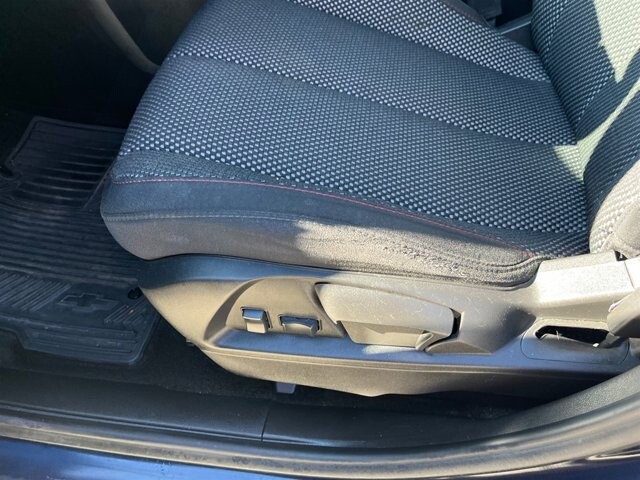 2017 Chevrolet Equinox in Greenville, SC 29607 - 18087605 34