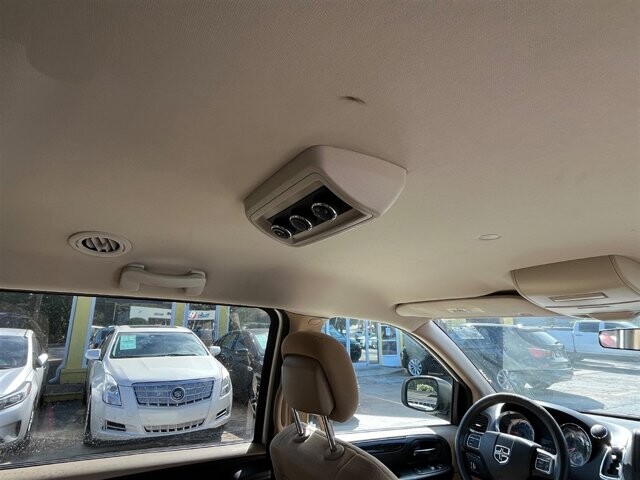 2013 Dodge Grand Caravan in Greenville, SC 29607 - 18087606 16