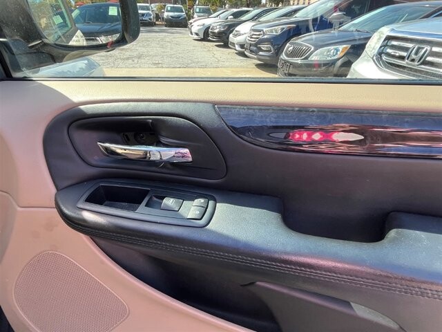 2013 Dodge Grand Caravan in Greenville, SC 29607 - 18087606 14