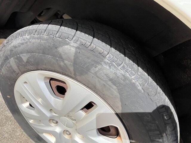 2013 Dodge Grand Caravan in Greenville, SC 29607 - 18087606 11