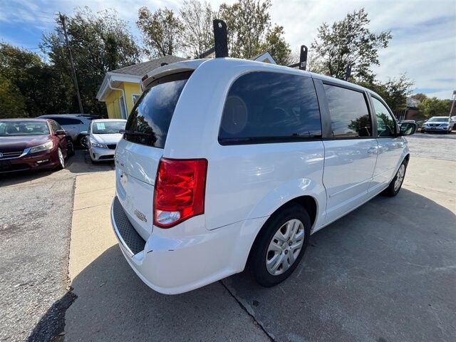 2013 Dodge Grand Caravan in Greenville, SC 29607 - 18087606 3