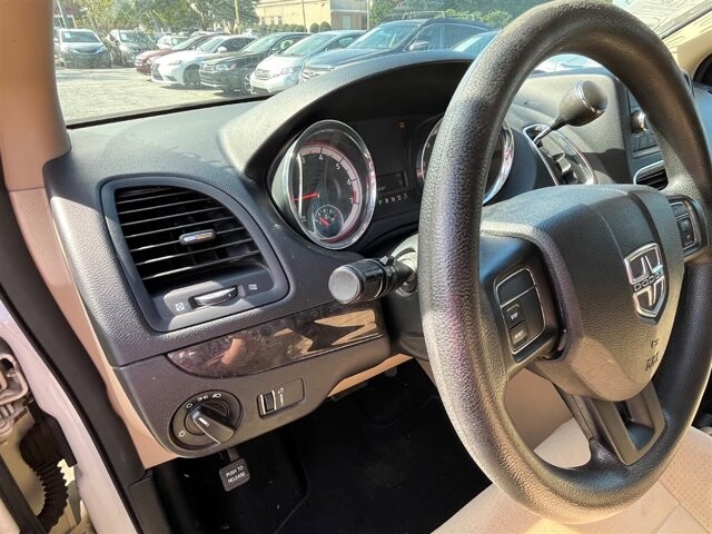 2013 Dodge Grand Caravan in Greenville, SC 29607 - 18087606 28