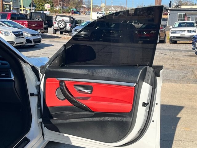 2017 BMW 330i Gran Turismo xDrive in Greenville, SC 29607 - 18087608 13