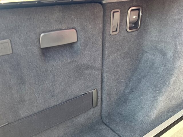 2017 BMW 330i Gran Turismo xDrive in Greenville, SC 29607 - 18087608 28