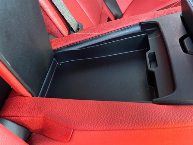 2017 BMW 330i Gran Turismo xDrive in Greenville, SC 29607 - 18087608 25