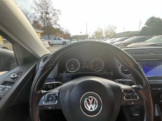 2015 Volkswagen Tiguan in Greenville, SC 29607 - 18087609 33
