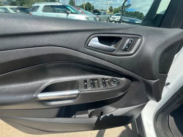 2014 Ford Escape in Greenville, SC 29607 - 18087612 24