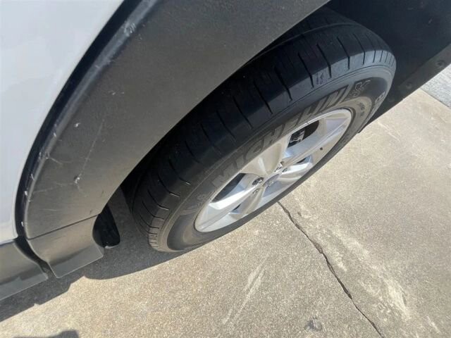 2014 Ford Escape in Greenville, SC 29607 - 18087612 10