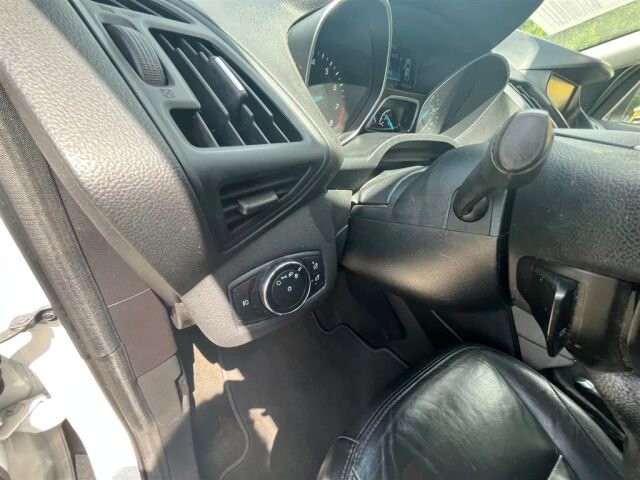 2014 Ford Escape in Greenville, SC 29607 - 18087612 25