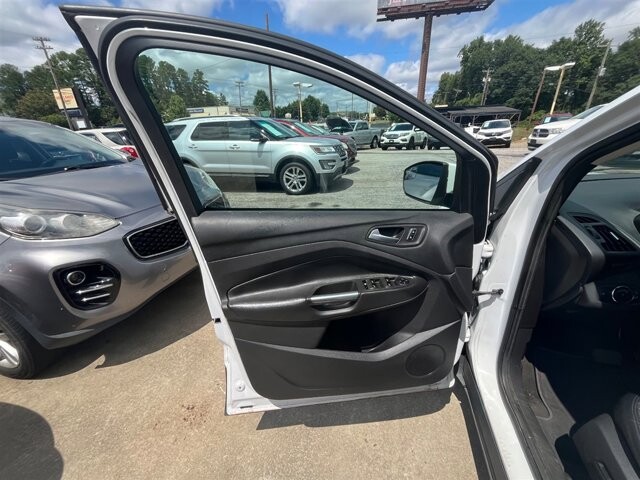 2014 Ford Escape in Greenville, SC 29607 - 18087612 23