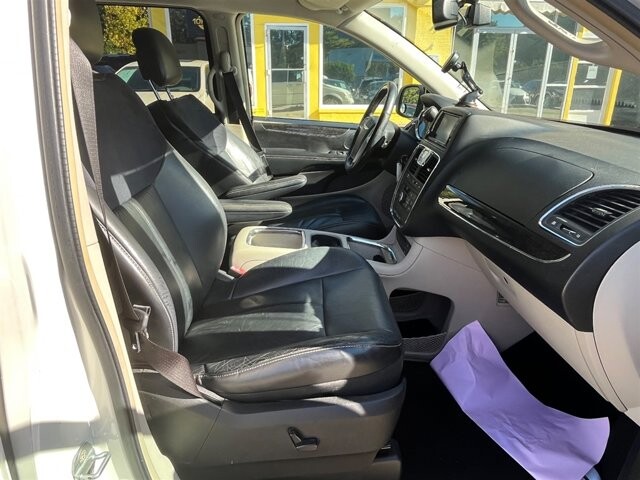 2011 Chrysler Town & Country in Greenville, SC 29607 - 18087613 13