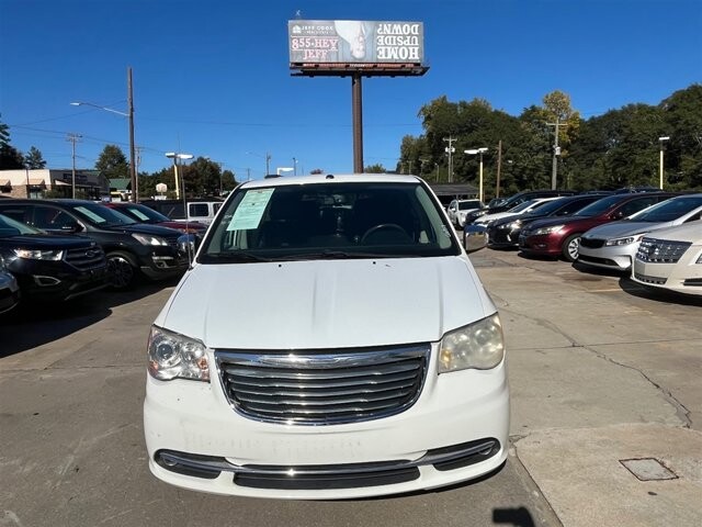 2011 Chrysler Town & Country in Greenville, SC 29607 - 18087613 10