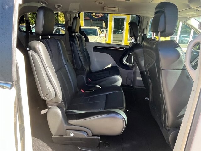 2011 Chrysler Town & Country in Greenville, SC 29607 - 18087613 11