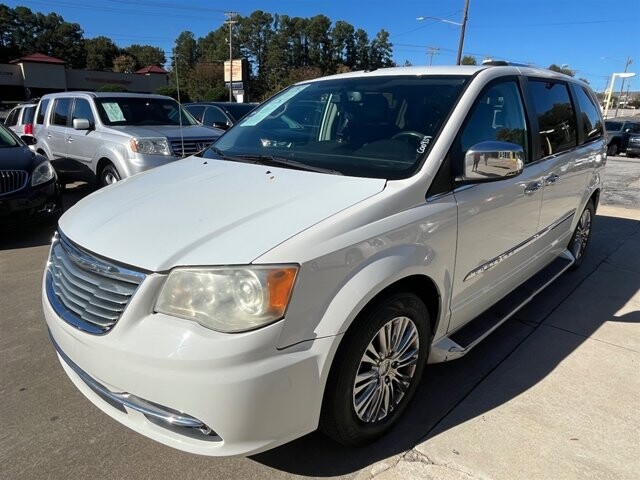 2011 Chrysler Town & Country in Greenville, SC 29607 - 18087613 5