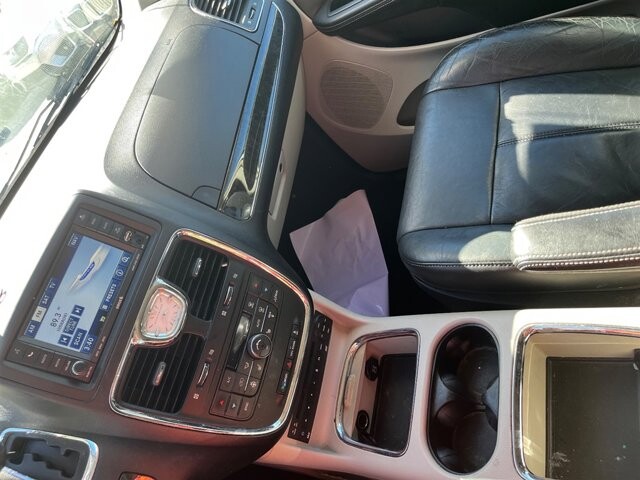 2011 Chrysler Town & Country in Greenville, SC 29607 - 18087613 30