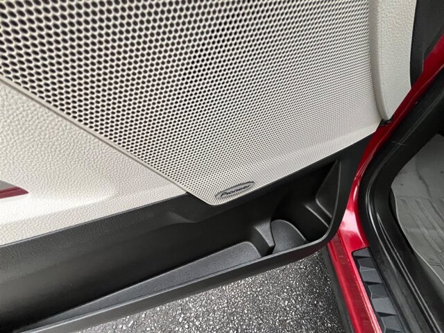 2013 Chevrolet Equinox in Greenville, SC 29607 - 18087619 33