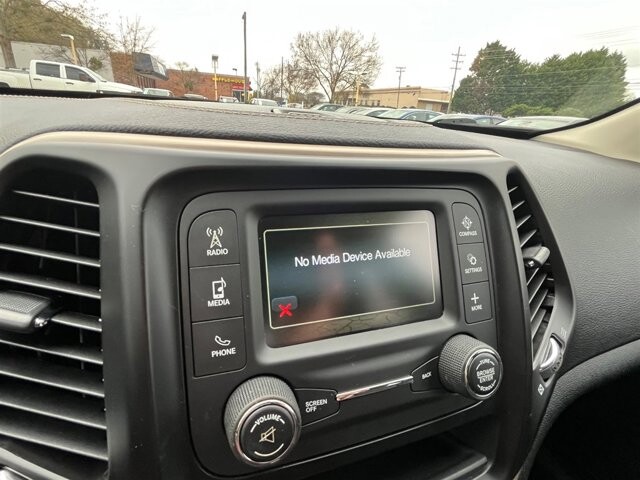 2016 Jeep Cherokee in Greenville, SC 29607 - 18087620 40