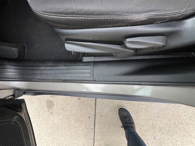 2016 Jeep Cherokee in Greenville, SC 29607 - 18087620 34