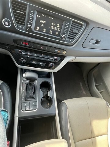 2017 Kia Sedona in Greenville, SC 29607 - 18087621 34