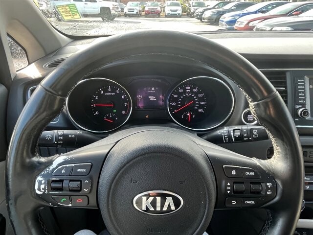 2017 Kia Sedona in Greenville, SC 29607 - 18087621 35