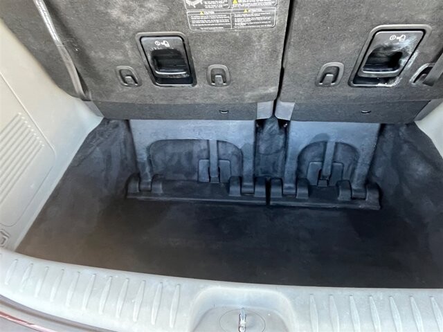 2017 Kia Sedona in Greenville, SC 29607 - 18087621 21