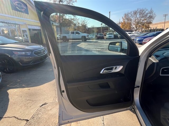 2015 Chevrolet Equinox in Greenville, SC 29607 - 18087622 29