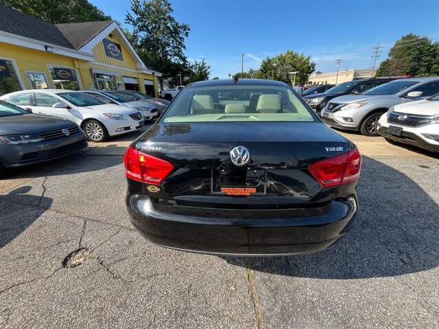 2014 Volkswagen Passat in Greenville, SC 29607 - 18087624 4